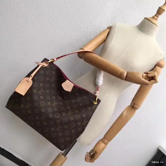 PM Vuitton GRACEFUL Louis 0701